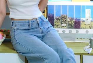 绮梦摄影 – 小莉这美脚…美图真是羡慕，想下载直接贴墙上了！