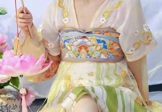 绮梦摄影 – 幼幼的粉色在线：万一粉色是我灵魂的颜色呢？