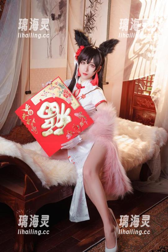 肉扣热热子 COS就像变魔术,肉扣热热子在美图里专治各种女孩的迷惑时刻!