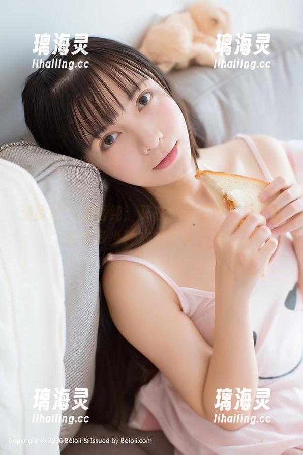 菠萝社-王语纯 菠萝社 - 王语纯:又在线发美图,夏日到底有多少种方式可以优雅?