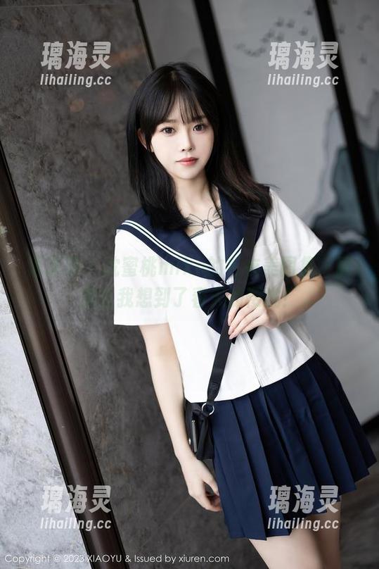 语画界-沈蜜桃miko 语画界 - 沈蜜桃miko的毛衣美图集,居然让我想到了春天的樱桃!