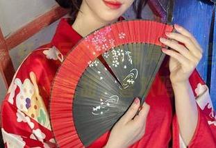 微密圈 – 轩子巨2兔的写真，有些讽刺，也有些甜，喜欢吗？