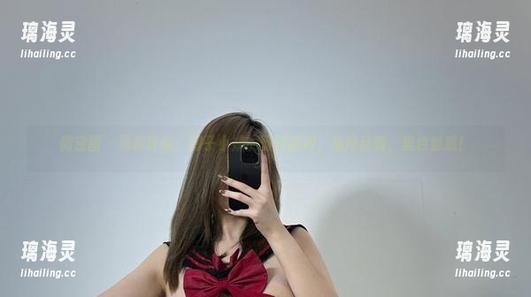 醇子小姨 微密圈 - 福利降临:醇子小姨的蕾丝睡袍,渔网乱舞,黑色魅惑!