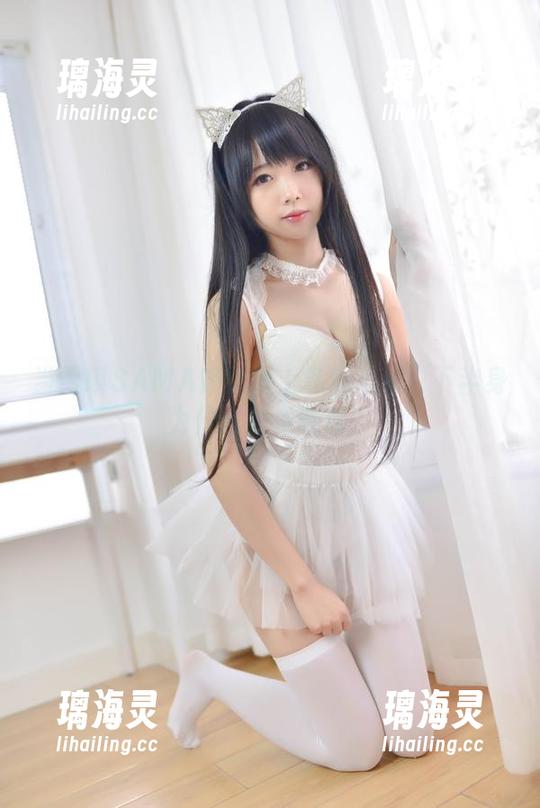 当雪琪SAMA修女遇上私房写真：下半身为什么总是缺席？