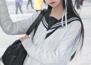 看完雪琪SAMA的田园女仆，我这脑袋里乱糟糟的。原图快来，不然真受不了。