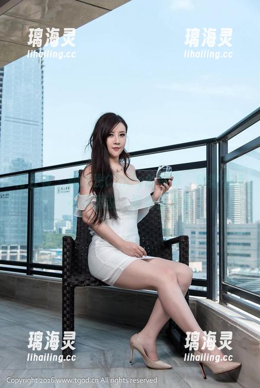 青豆客-颜浅浅Cindy 青豆客 - 颜浅浅Cindy的写真,稍微有点不可思议,姐姐在发力