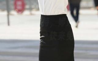 魔镜街拍 – 黑丝加持，婷婷的日常工作变得不那么无聊，快来免费瞧瞧！